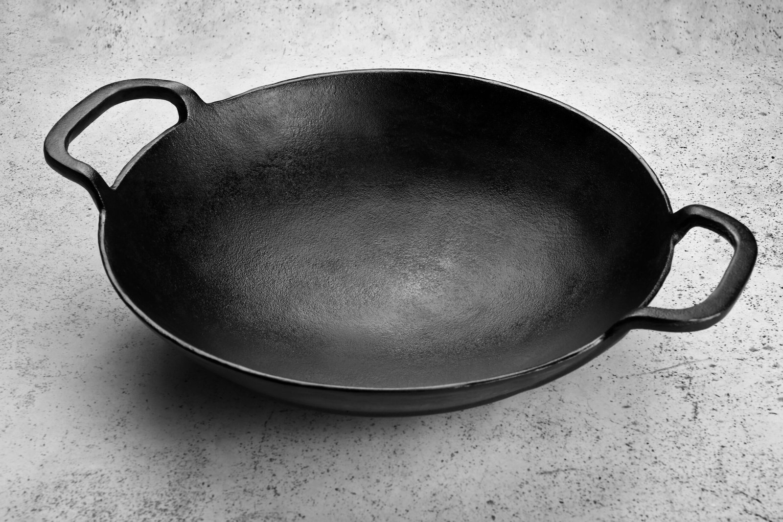 Cast Iron Wok 38cm