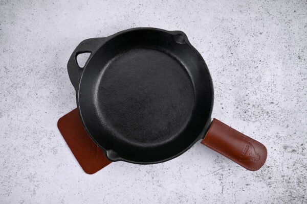 Cast Iron Skillet 30 cm - Image 3