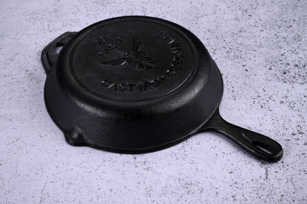 Cast Iron Skillet 25 cm - Image 2