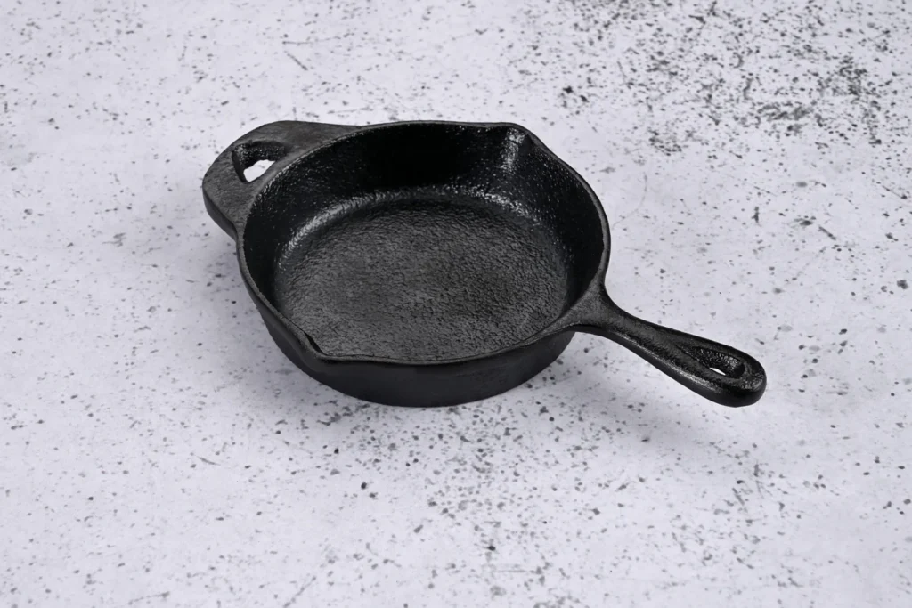 طاسة حديد زهر 10 سم – أفضل طاسة صغيرة للاستخدام اليومي في مصر