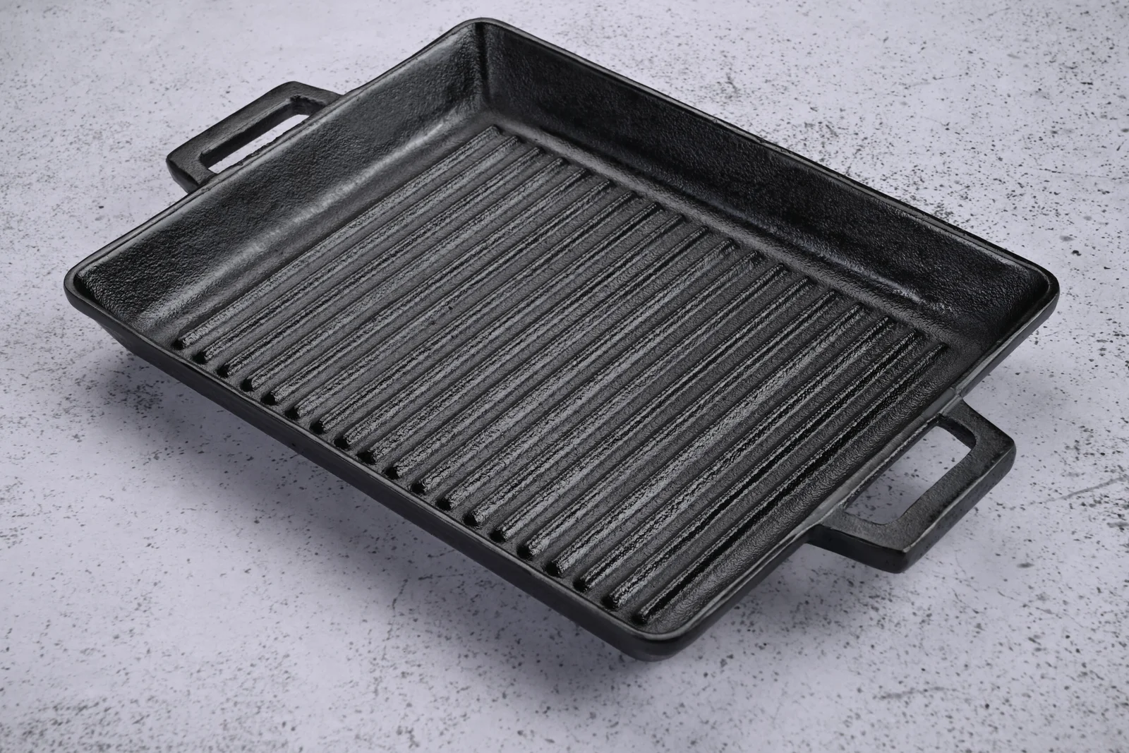 Rectangular Ribbed Cast Iron Grill 32×26 cm