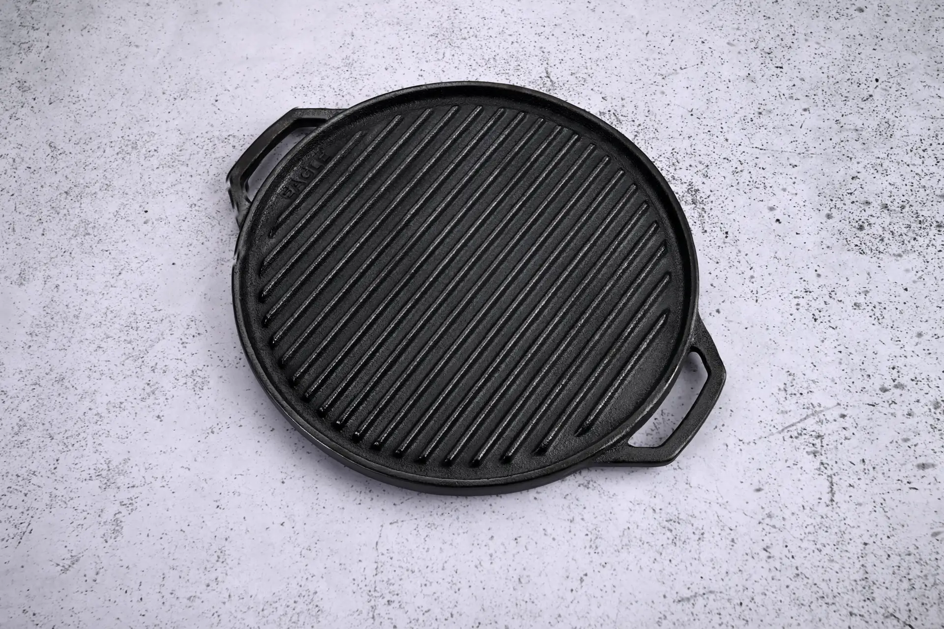 أسعار شوايات الحديد الزهر لعام 2025 من eagle cast iron